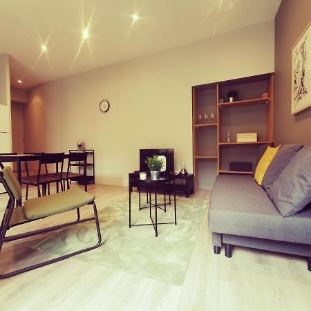 Vienne: Appartement Au Coeur Du Centre Historique 비엔 외부 사진
